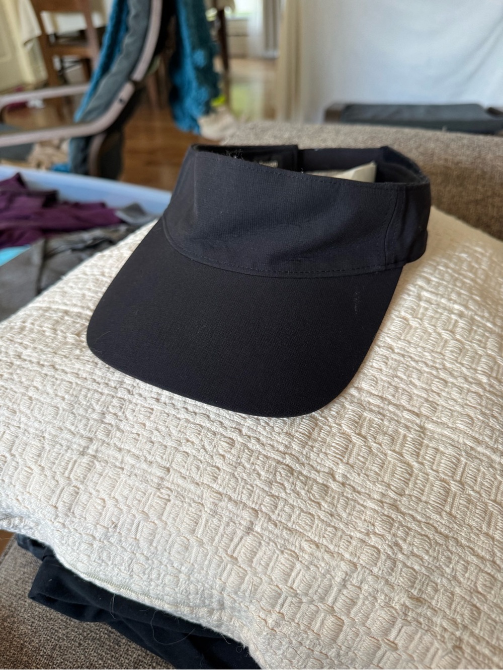 Black Lululemon Visor - Size L/XL